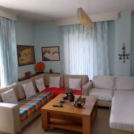 η ομορφιά της απλότητας και της γαλήνης ! Apartment Peraia (Thessaloniki)